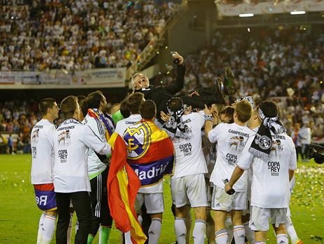 1651_322411457884135_776312834372505764_n