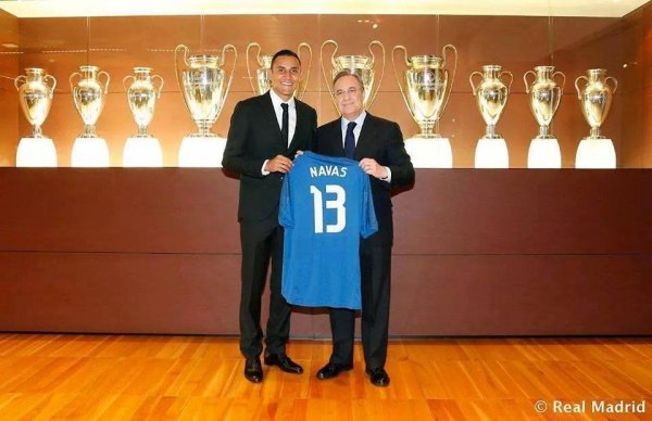 10518971_707114106023819_6265194540513611830_n